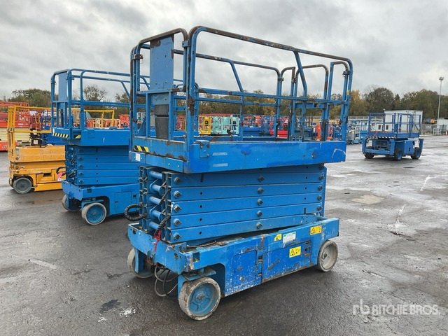 2016 Genie GS4047 Electric Scissor Lift - Scissor lift: picture 3 2016 Genie GS4047 Electric Scissor Lift - Scissor lift: picture 3