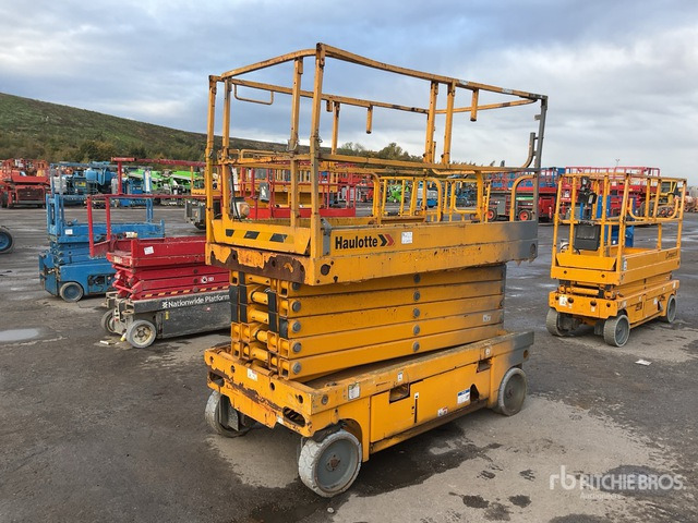 2016 Haulotte Compact 14 Electric (Inoperable) Scissor Lift - Scissor lift: picture 2 2016 Haulotte Compact 14 Electric (Inoperable) Scissor Lift - Scissor lift: picture 2