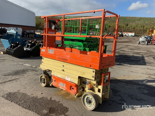 2016 JLG 2032ES Electric Scissor Lift - Scissor lift: picture 3 2016 JLG 2032ES Electric Scissor Lift - Scissor lift: picture 3