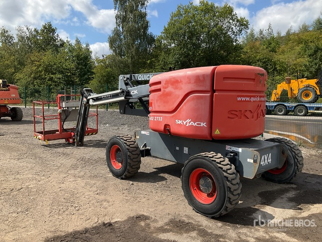 2016 Skyjack SJ51AJ 4WD Diesel Articulating Boom Lift - Articulated boom: picture 3 2016 Skyjack SJ51AJ 4WD Diesel Articulating Boom Lift - Articulated boom: picture 3
