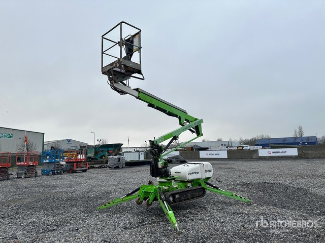2017 Nifty-Lift TD120T Crawler Diesel Articulating Boom Lift - Articulated boom: picture 2 2017 Nifty-Lift TD120T Crawler Diesel Articulating Boom Lift - Articulated boom: picture 2