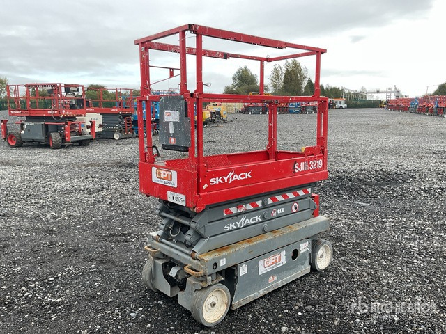 2018 Skyjack SJIII3219 2018 Skyjack SJ3219 Scissor Lift Scissor Lift - Scissor lift: picture 3 2018 Skyjack SJIII3219 2018 Skyjack SJ3219 Scissor Lift Scissor Lift - Scissor lift: picture 3