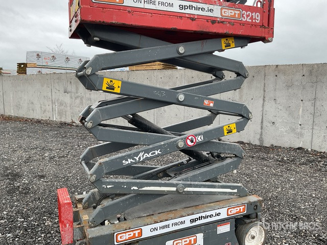 2018 Skyjack SJIII3219 2018 Skyjack SJ3219 Scissor Lift Scissor Lift - Scissor lift: picture 5 2018 Skyjack SJIII3219 2018 Skyjack SJ3219 Scissor Lift Scissor Lift - Scissor lift: picture 5