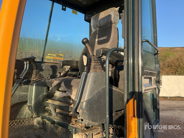 2022 Hyundai R80CR-9A Tracked Excavator - Crawler excavator: picture 5 2022 Hyundai R80CR-9A Tracked Excavator - Crawler excavator: picture 5