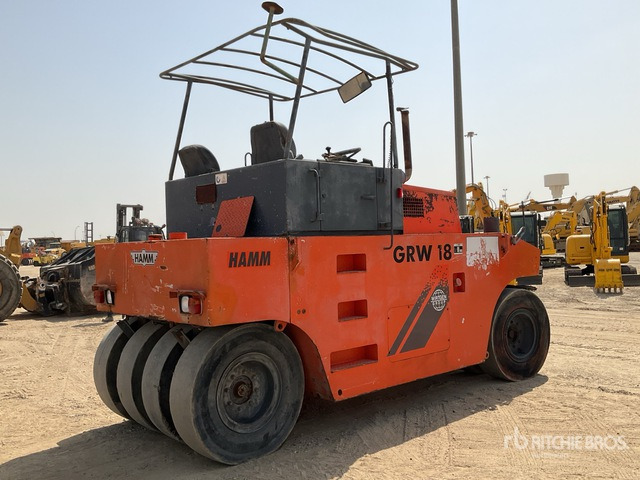 2004 Hamm GRW18 8 Wheel Pneumatic Roller - Pneumatic roller: picture 3 2004 Hamm GRW18 8 Wheel Pneumatic Roller - Pneumatic roller: picture 3