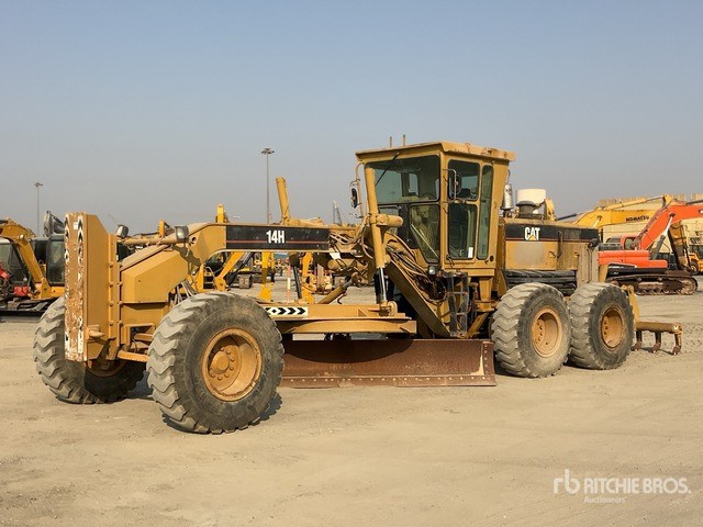 2005 Cat 14H - Grader: picture 2 2005 Cat 14H - Grader: picture 2