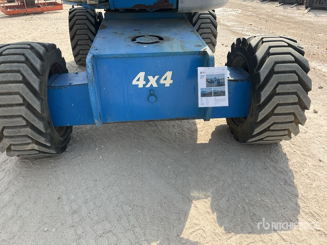 2007 Genie Z80/60 4WD Diesel Articulating Boom Lift - Articulated boom: picture 5 2007 Genie Z80/60 4WD Diesel Articulating Boom Lift - Articulated boom: picture 5