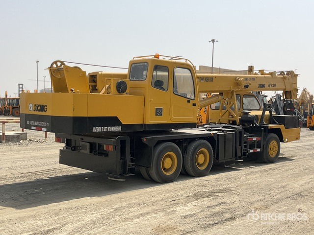 2007 XCMG QY20 20 ton 6x4 Hydraulic Truck Crane - Mobile crane: picture 3 2007 XCMG QY20 20 ton 6x4 Hydraulic Truck Crane - Mobile crane: picture 3