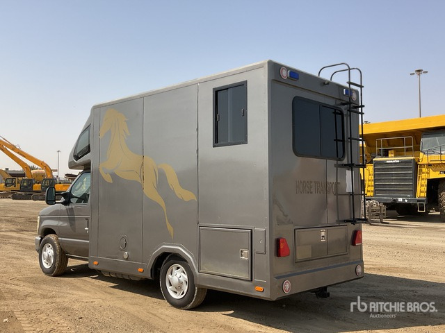 2008 Ford F-350 4x2 Horse Transporting Truck :Misc. Truck - Horse truck: picture 3 2008 Ford F-350 4x2 Horse Transporting Truck :Misc. Truck - Horse truck: picture 3