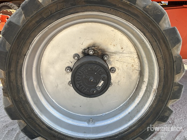 2012 JLG 600AJ 4WD Diesel Articulating Boom Lift - Articulated boom: picture 5 2012 JLG 600AJ 4WD Diesel Articulating Boom Lift - Articulated boom: picture 5