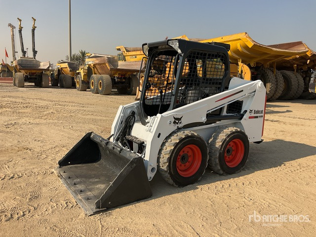 2014 Bobcat S450 Skid Steer Loader - Skid steer loader: picture 1 2014 Bobcat S450 Skid Steer Loader - Skid steer loader: picture 1