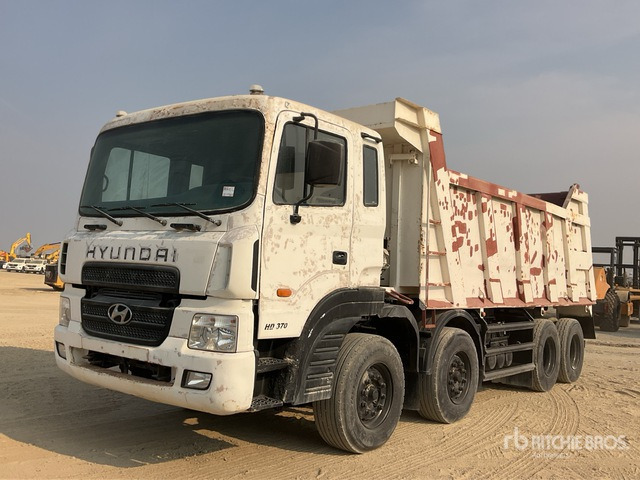 2014 Hyundai HD370 8x4 Twin-Steer Tri/A Dump Truck - Tipper: picture 1 2014 Hyundai HD370 8x4 Twin-Steer Tri/A Dump Truck - Tipper: picture 1
