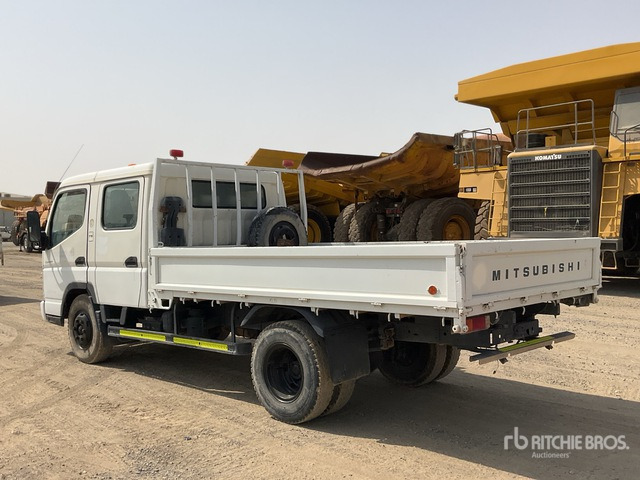 2014 Mitsubishi Canter 4x2 Crew Cab Flatbed Truck - Dropside/ Flatbed truck: picture 3 2014 Mitsubishi Canter 4x2 Crew Cab Flatbed Truck - Dropside/ Flatbed truck: picture 3