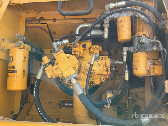 2017 Cat 336D2 - Crawler excavator: picture 5 2017 Cat 336D2 - Crawler excavator: picture 5