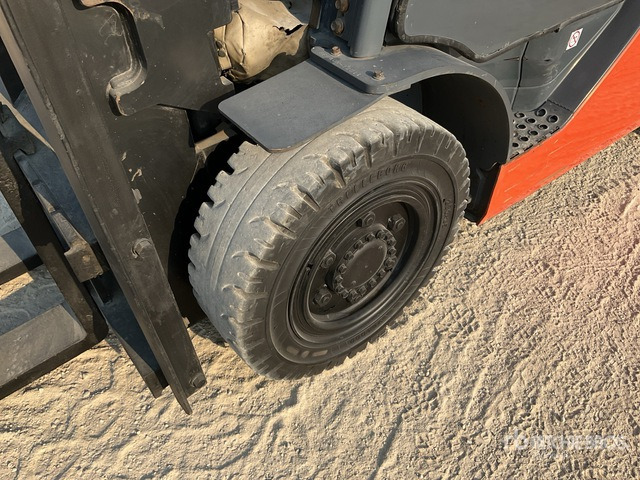 2018 Toyota 8FD40N 4 ton Forklift - Diesel forklift: picture 4 2018 Toyota 8FD40N 4 ton Forklift - Diesel forklift: picture 4