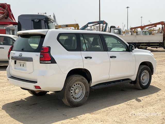 2018 Toyota Prado 150L 4x4 SUV - SUV: picture 4 2018 Toyota Prado 150L 4x4 SUV - SUV: picture 4