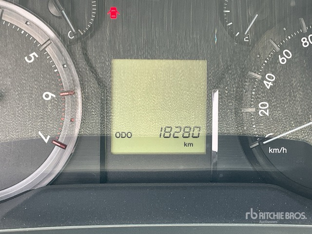 2018 Toyota Prado 150L 4x4 SUV - SUV: picture 3 2018 Toyota Prado 150L 4x4 SUV - SUV: picture 3