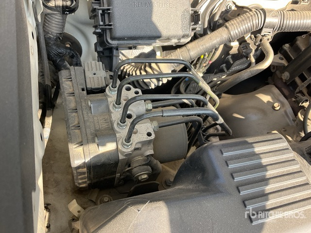 2018 Toyota Prado TX 150L 4x4 SUV - SUV: picture 4 2018 Toyota Prado TX 150L 4x4 SUV - SUV: picture 4