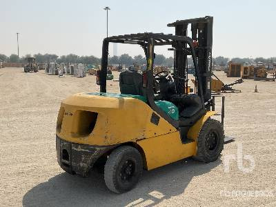 KOMATSU - Forklift: picture 3 KOMATSU - Forklift: picture 3