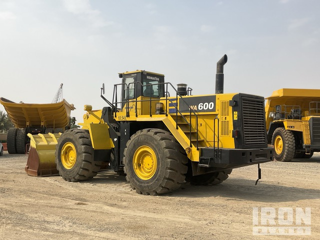 Komatsu WA600-6 - Wheel loader: picture 4 Komatsu WA600-6 - Wheel loader: picture 4