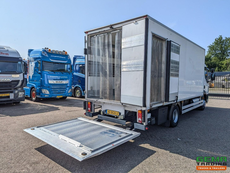 DAF LF 210 FA 4x2 Slaapcab Euro6 - Koelbak 5.5M + Konvekta/Solar-Koeler + Laadklep 1500KG - Zijdeur - 08/2025 APK - Refrigerator truck: picture 2 DAF LF 210 FA 4x2 Slaapcab Euro6 - Koelbak 5.5M + Konvekta/Solar-Koeler + Laadklep 1500KG - Zijdeur - 08/2025 APK - Refrigerator truck: picture 2