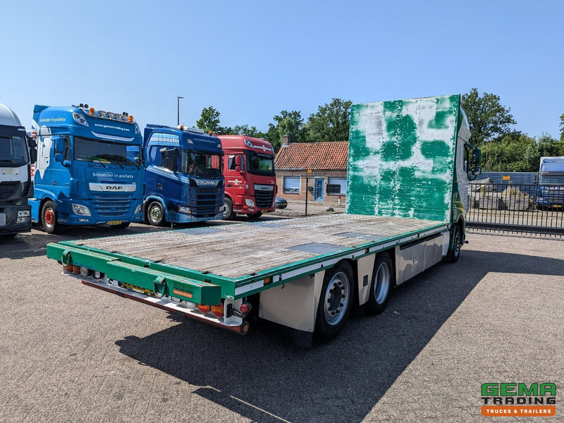 DAF XF 530 FAN 6x2/4 SuperSpaceCab Euro6C - Retarder - OpenLaadbak 7.4M - SmartTacho V2 - NOKKENAS problem - 05/2026 - Fourage APK - Dropside/ Flatbed truck: picture 2 DAF XF 530 FAN 6x2/4 SuperSpaceCab Euro6C - Retarder - OpenLaadbak 7.4M - SmartTacho V2 - NOKKENAS problem - 05/2026 - Fourage APK - Dropside/ Flatbed truck: picture 2