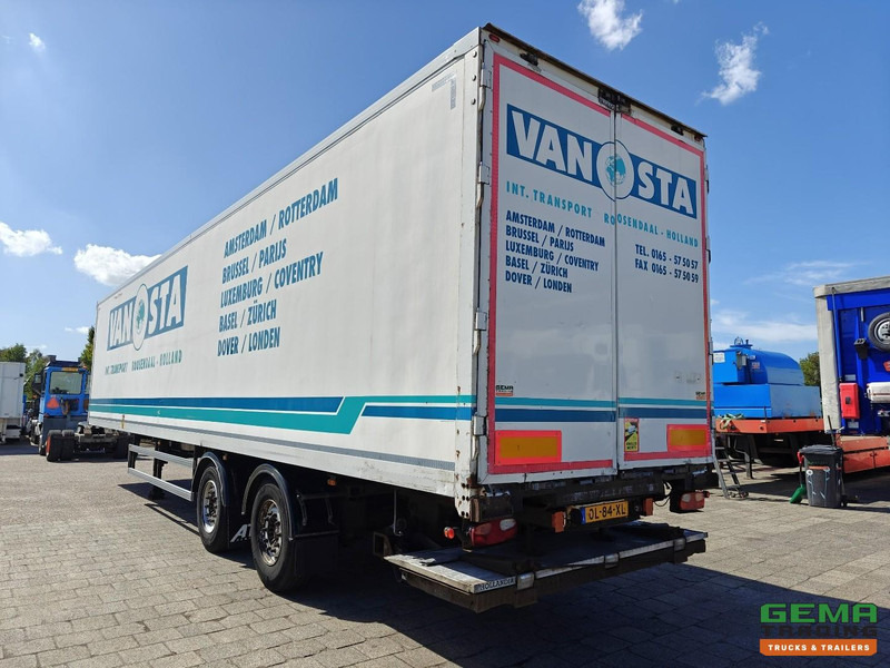 SYSTEM TRAILERS GS PRS 18 2-Assen SAF - LiftAs en StuurAs - Schijfremmen - Gesloten Opbouw - Laadklep 2000KG - Closed box semi-trailer: picture 4 SYSTEM TRAILERS GS PRS 18 2-Assen SAF - LiftAs en StuurAs - Schijfremmen - Gesloten Opbouw - Laadklep 2000KG - Closed box semi-trailer: picture 4