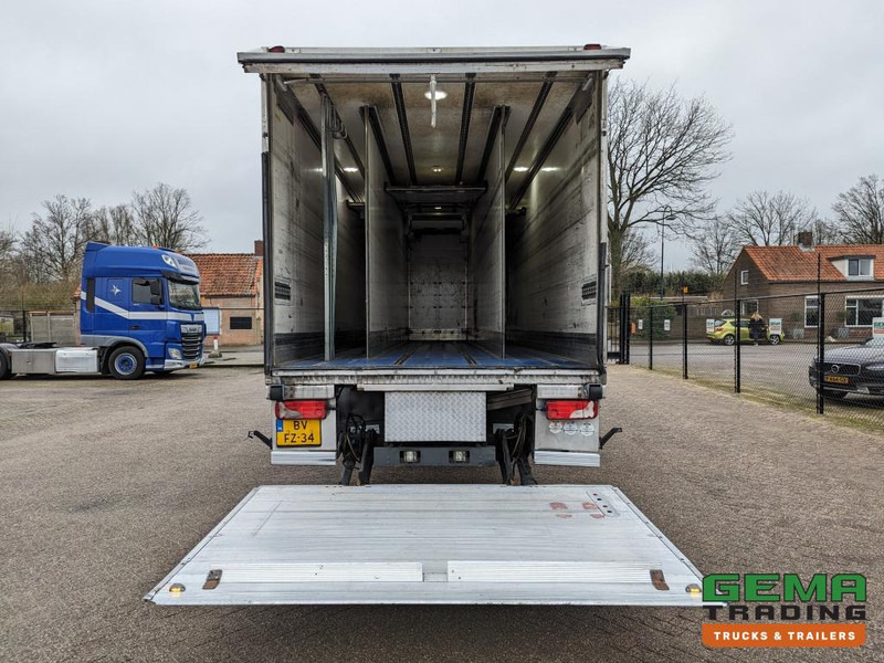 Refrigerator truck Scania P230 4x2 Daycab Euro4 KoelVriesBak 8.2m - Carrier Supra 950Mt + Laadklep 2000kg: picture 5 Refrigerator truck Scania P230 4x2 Daycab Euro4 KoelVriesBak 8.2m - Carrier Supra 950Mt + Laadklep 2000kg: picture 5