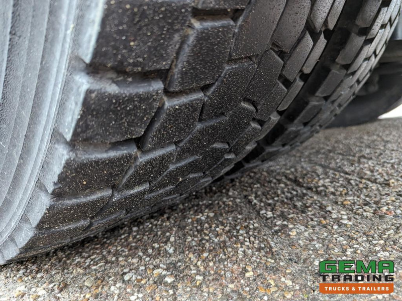 Refrigerator truck Scania P230 4x2 Daycab Euro4 KoelVriesBak 8.2m - Carrier Supra 950Mt + Laadklep 2000kg: picture 20 Refrigerator truck Scania P230 4x2 Daycab Euro4 KoelVriesBak 8.2m - Carrier Supra 950Mt + Laadklep 2000kg: picture 20