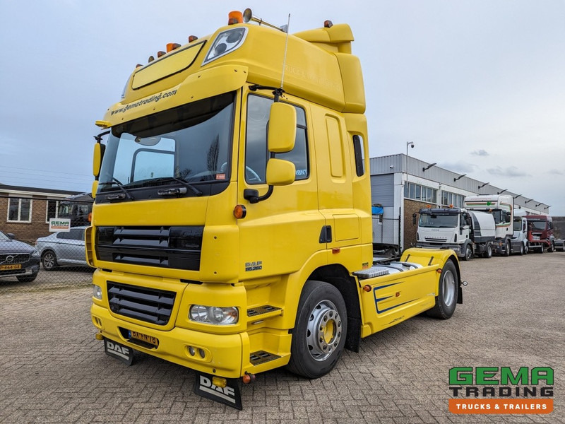DAF FT CF85.360 4x2 Sleepcab Euro5 PTO Prep - 3-Spaaks stuur - Side Skirts - NATO (T1327) - Tractor unit: picture 1 DAF FT CF85.360 4x2 Sleepcab Euro5 PTO Prep - 3-Spaaks stuur - Side Skirts - NATO (T1327) - Tractor unit: picture 1