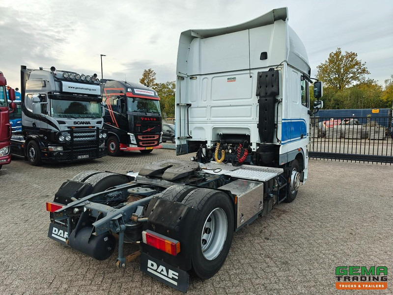 DAF FT XF105.460 4x2 Superspacecab Euro5 - Retarder - Handgeschakeld - Luchtvering - BelgischeRegistratie - Tractor unit: picture 3 DAF FT XF105.460 4x2 Superspacecab Euro5 - Retarder - Handgeschakeld - Luchtvering - BelgischeRegistratie - Tractor unit: picture 3