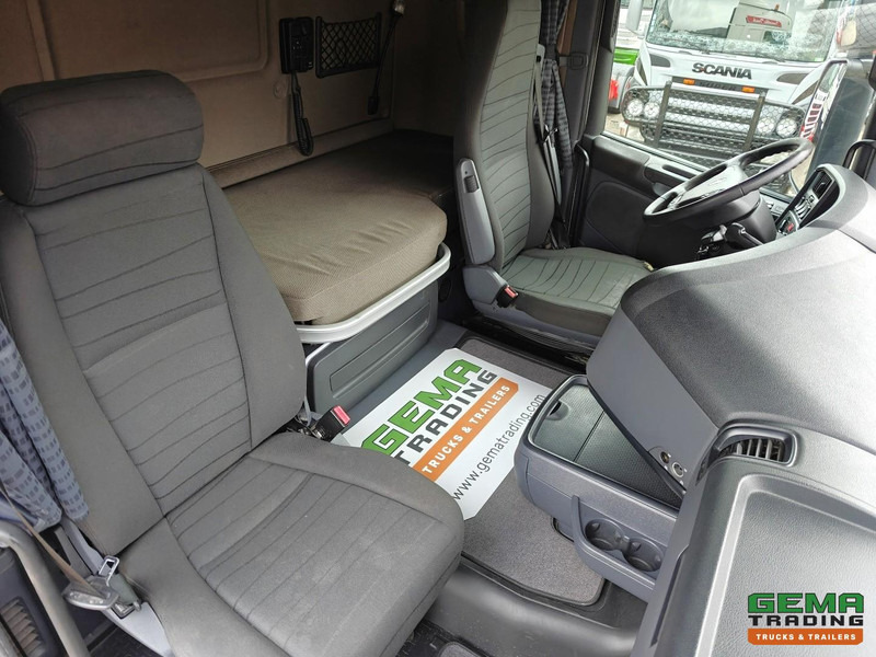 Tractor unit Scania R450 4x2 Highline Euro6C - Retarder - Lambrecht Compressor - 574.000km - BelgiumTruck: picture 6 Tractor unit Scania R450 4x2 Highline Euro6C - Retarder - Lambrecht Compressor - 574.000km - BelgiumTruck: picture 6