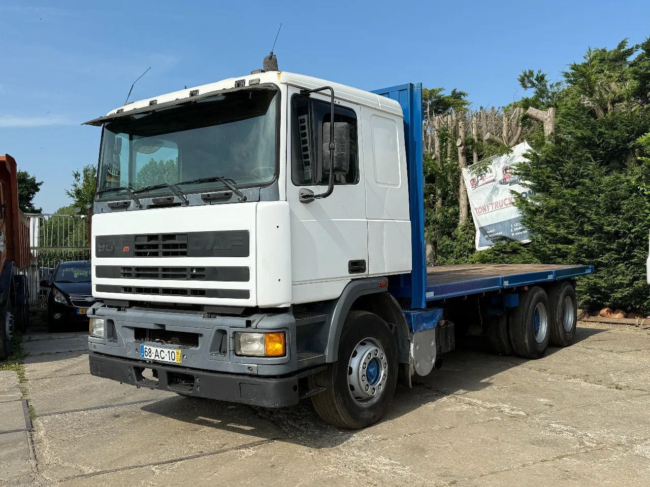 DAF 95.360 ATI 6X2 Chassis ZF Manual Gearbox - Dropside/ Flatbed truck: picture 2 DAF 95.360 ATI 6X2 Chassis ZF Manual Gearbox - Dropside/ Flatbed truck: picture 2