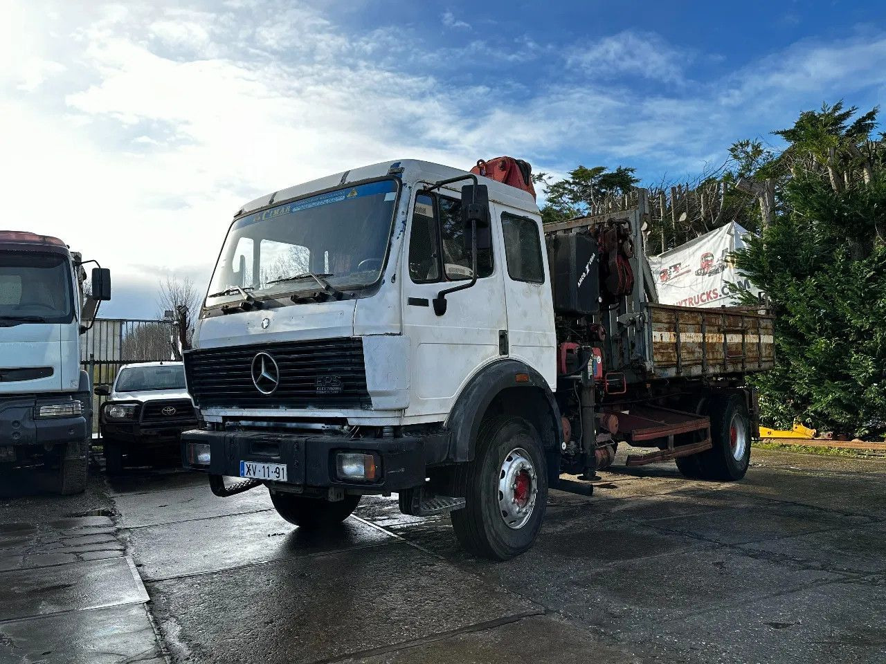 Mercedes-Benz SK 1935 V8 4X2 Tipper Spring/Spring AMCO V825 9T Mercedes-Benz SK 1935 V8 4X2 Tipper Spring/Spring AMCO V825 9T - Tipper, Crane truck: picture 2 Mercedes-Benz SK 1935 V8 4X2 Tipper Spring/Spring AMCO V825 9T Mercedes-Benz SK 1935 V8 4X2 Tipper Spring/Spring AMCO V825 9T - Tipper, Crane truck: picture 2