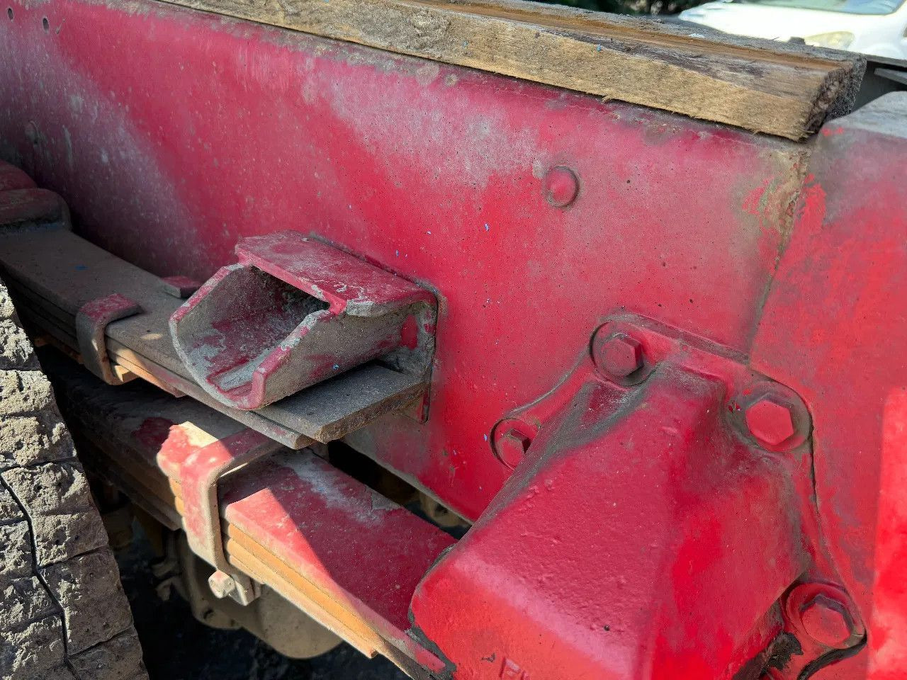 Tipper Renault G230 4X2 Tipper Spring/Spring Manual Gearbox: picture 6