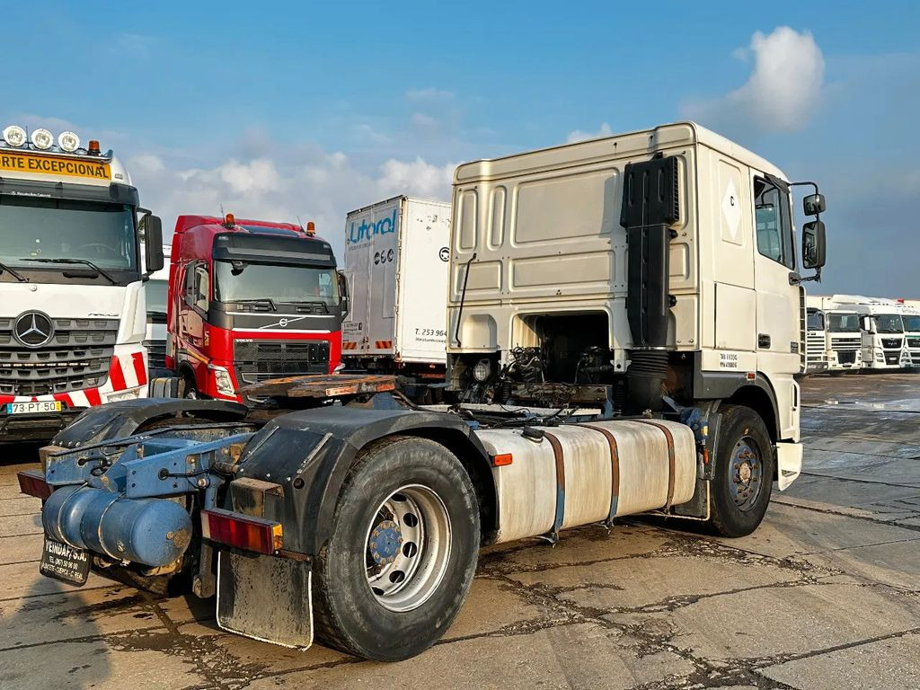 DAF XF 95.380 4X2 Tractor-unit Spring/Air ZF Manual - Tractor unit: picture 4 DAF XF 95.380 4X2 Tractor-unit Spring/Air ZF Manual - Tractor unit: picture 4