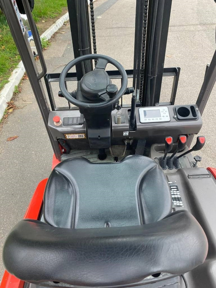 Electric forklift Manitou ME 316: picture 19 Electric forklift Manitou ME 316: picture 19