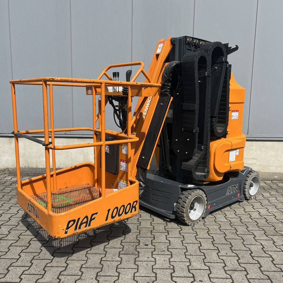 ATN Piaf 1000R - Vertical mast lift: picture 1 ATN Piaf 1000R - Vertical mast lift: picture 1