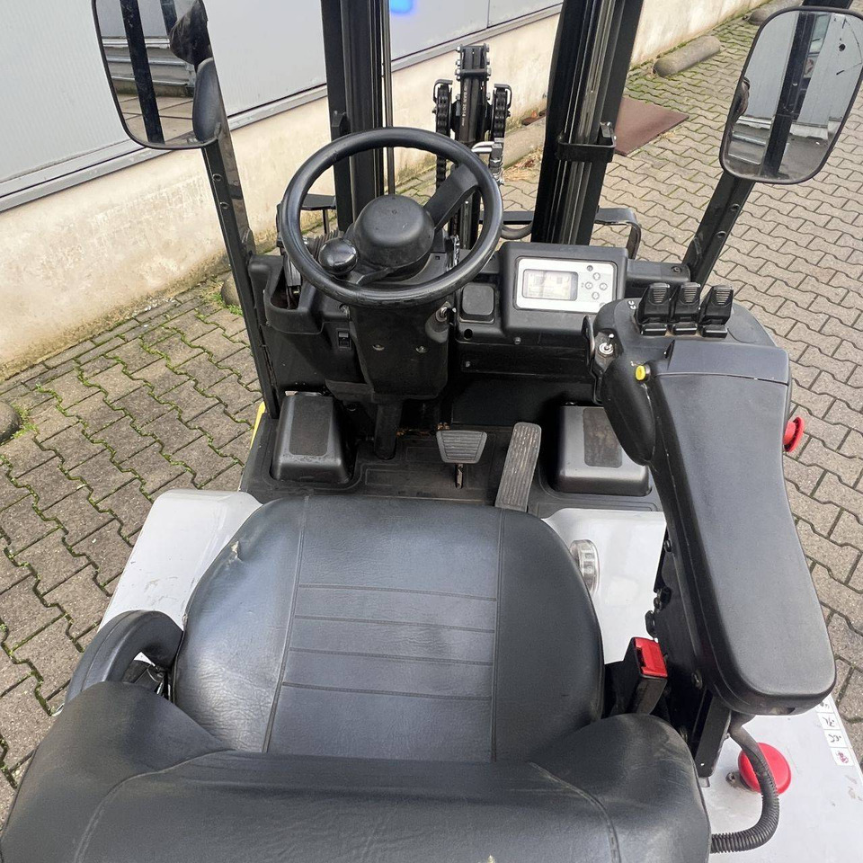 Atlet ET18 (A1N1) - Electric forklift: picture 4 Atlet ET18 (A1N1) - Electric forklift: picture 4