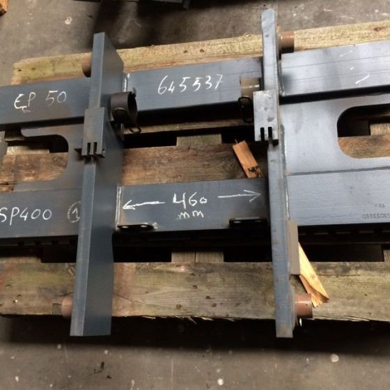 Fork Carriage /ZT3A1.260/4R for Caterpillar - Attachment for Material handling equipment: picture 2 Fork Carriage /ZT3A1.260/4R for Caterpillar - Attachment for Material handling equipment: picture 2