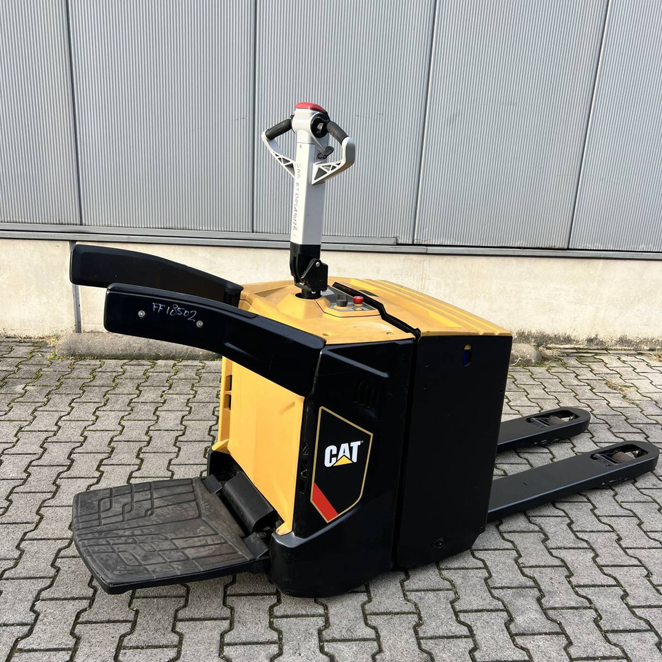 Caterpillar NPV20N2 - Pallet truck: picture 2 Caterpillar NPV20N2 - Pallet truck: picture 2
