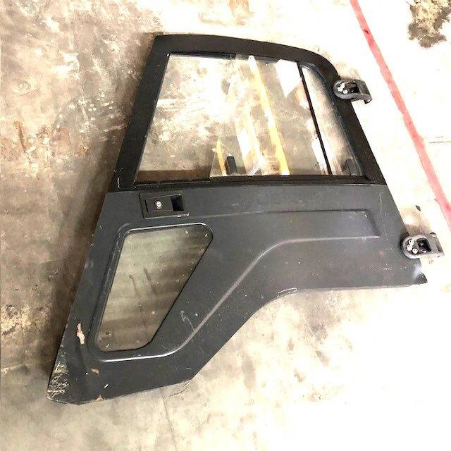 Door left for Linde. Series 386-02,  P-L - Door and parts for Material handling equipment: picture 1 Door left for Linde. Series 386-02,  P-L - Door and parts for Material handling equipment: picture 1