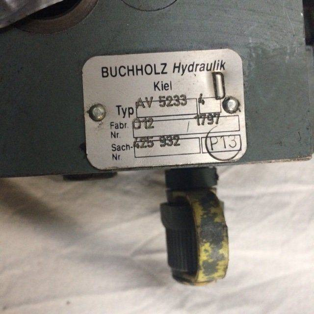 Hydraulic control for Still - Hydraulic valve for Material handling equipment: picture 3 Hydraulic control for Still - Hydraulic valve for Material handling equipment: picture 3