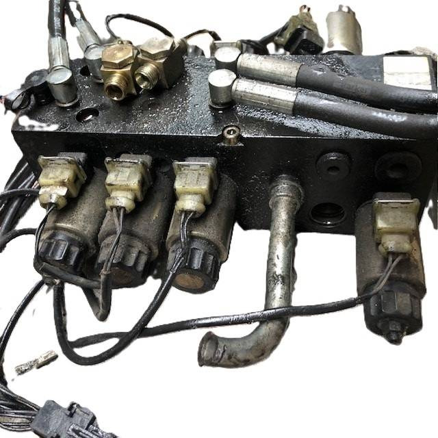 Hydraulic control valve for Still - Hydraulic valve for Material handling equipment: picture 2 Hydraulic control valve for Still - Hydraulic valve for Material handling equipment: picture 2