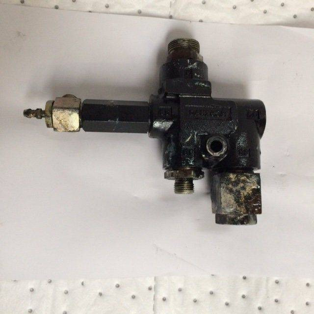 Hydraulic valve from Danfoss - Hydraulic valve for Material handling equipment: picture 2 Hydraulic valve from Danfoss - Hydraulic valve for Material handling equipment: picture 2