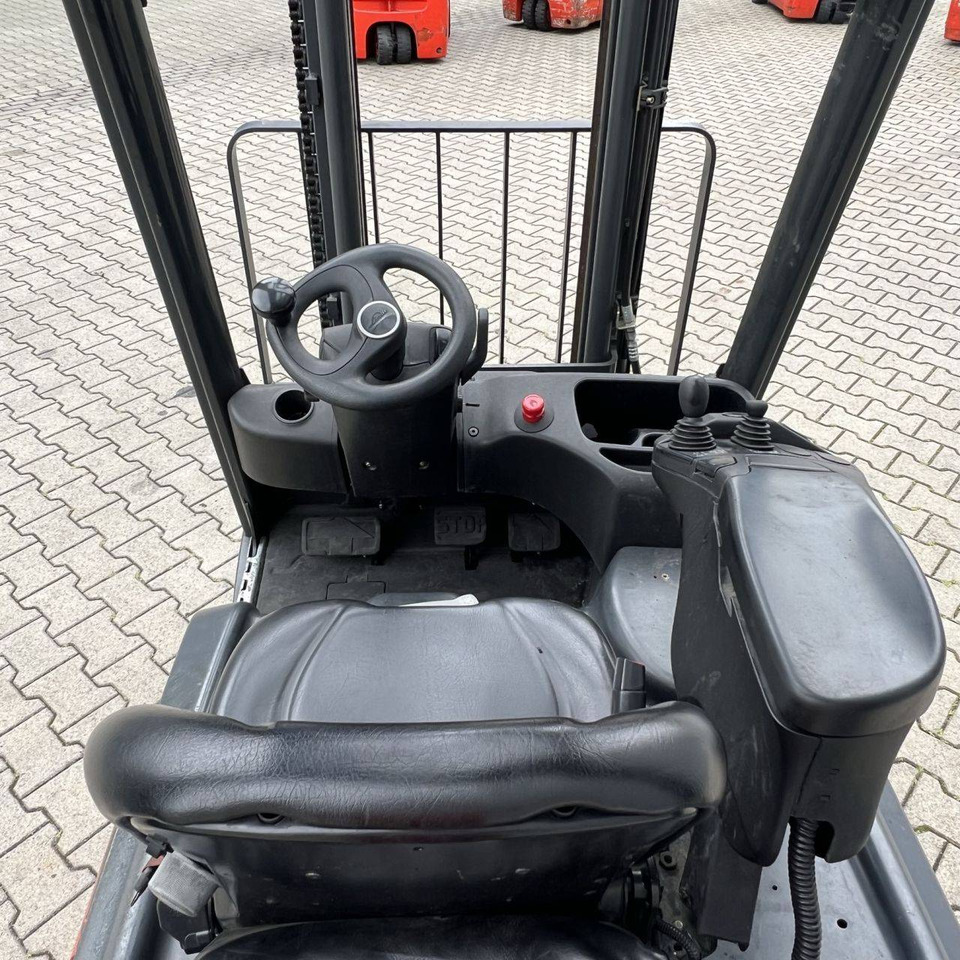 Linde E15 (386-02) EVO - Electric forklift: picture 3 Linde E15 (386-02) EVO - Electric forklift: picture 3