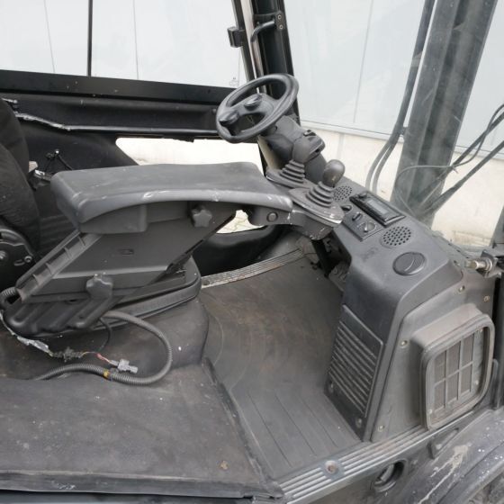 Linde H30D (393) - Diesel forklift: picture 5 Linde H30D (393) - Diesel forklift: picture 5