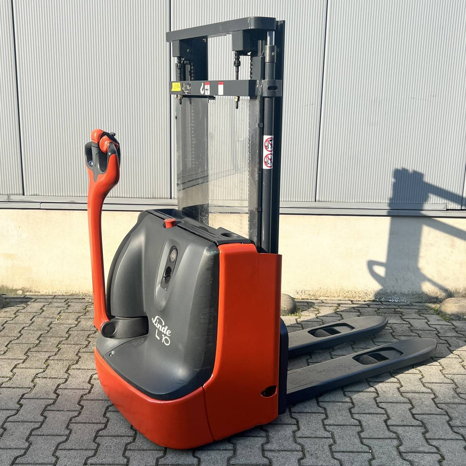Linde L10 (1172) - Stacker: picture 1 Linde L10 (1172) - Stacker: picture 1