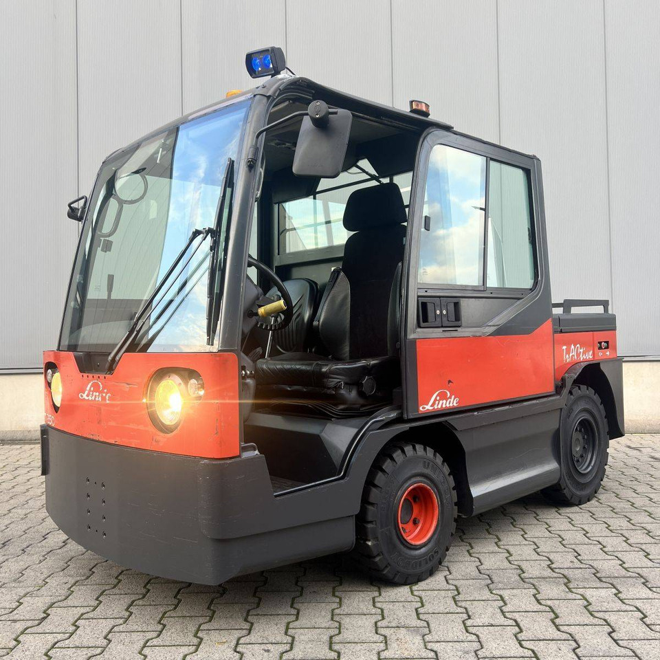 Linde P250 SWB (127) - Tow tractor: picture 2 Linde P250 SWB (127) - Tow tractor: picture 2