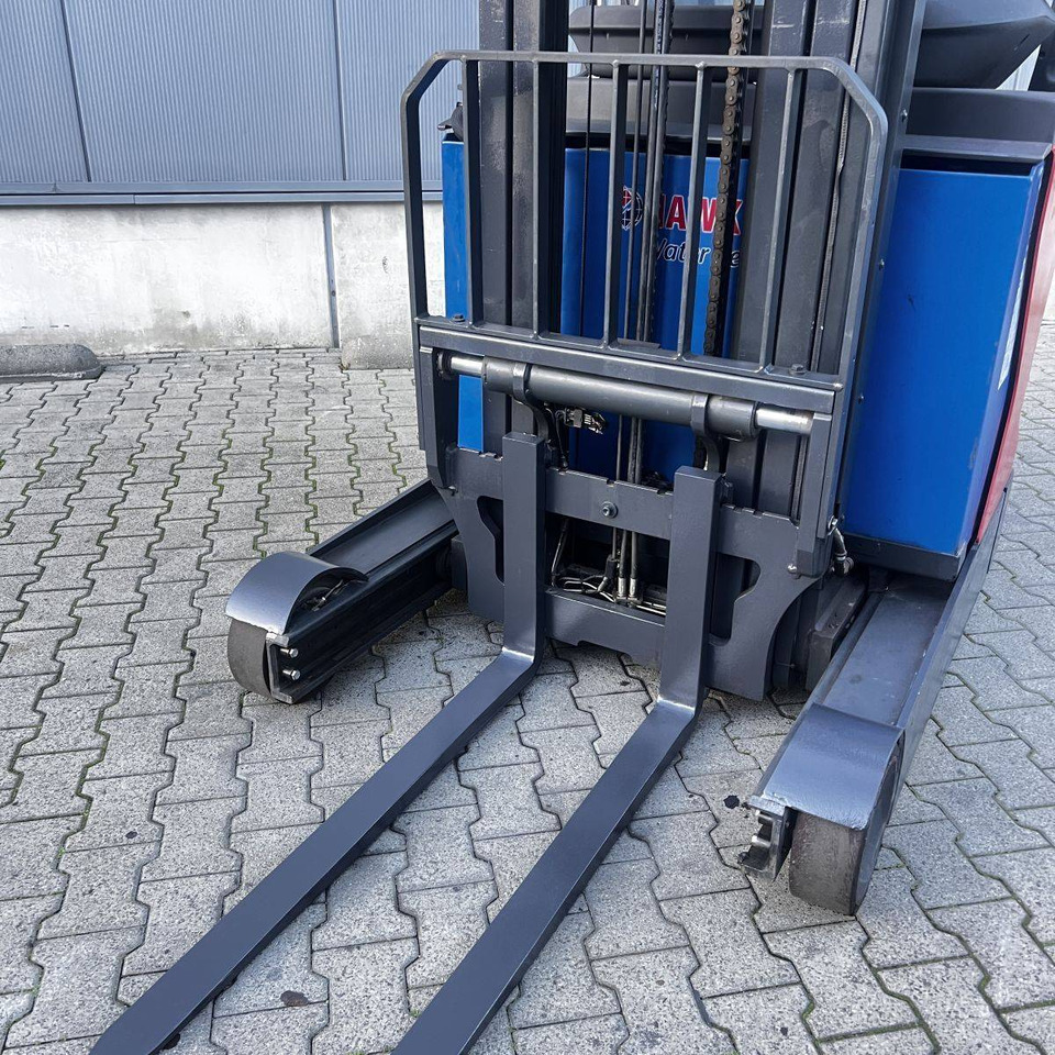 Linde R14 (1120) - Reach truck: picture 3 Linde R14 (1120) - Reach truck: picture 3